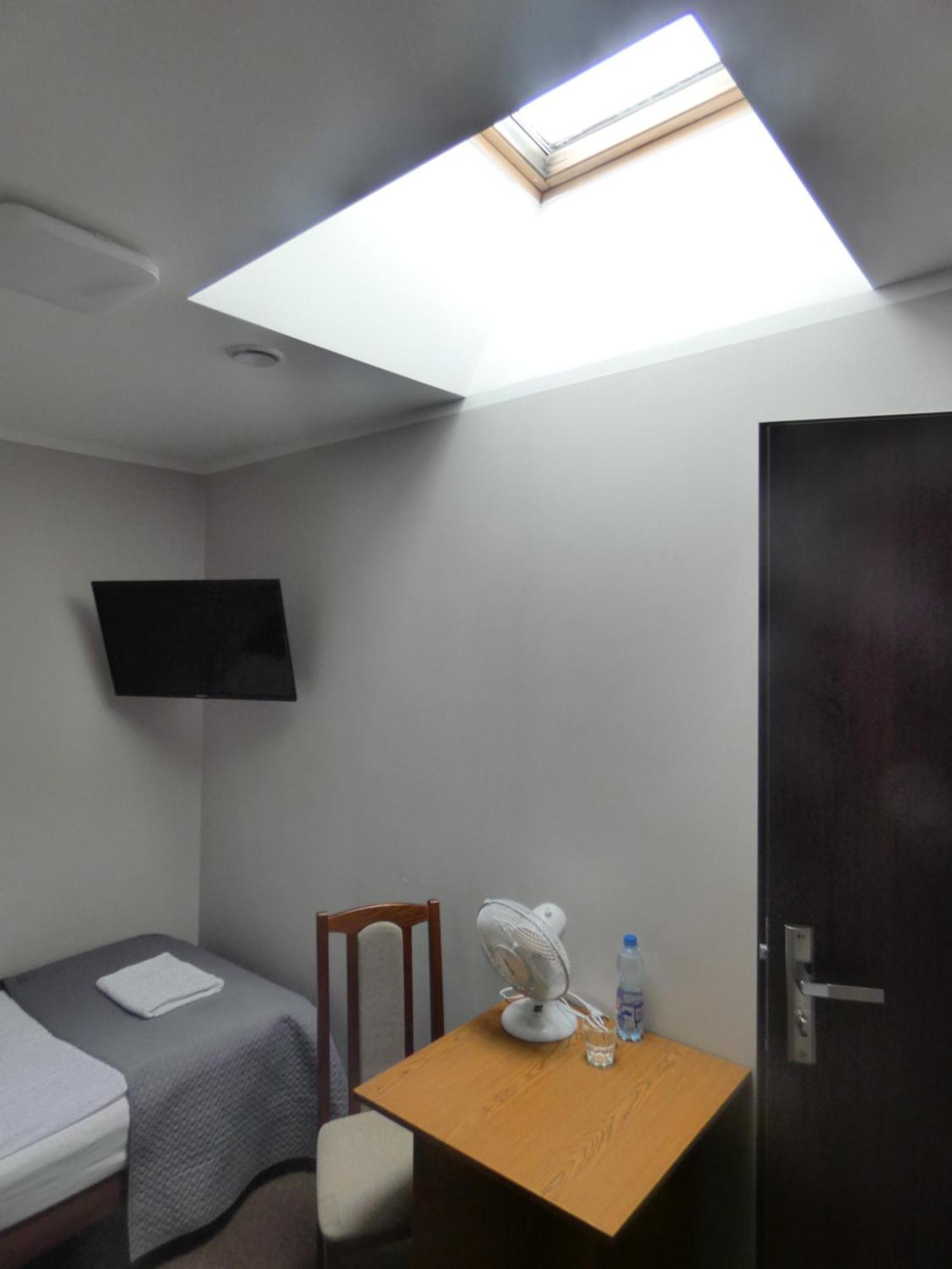 Astral Aparthotel Raszyn Exterior photo