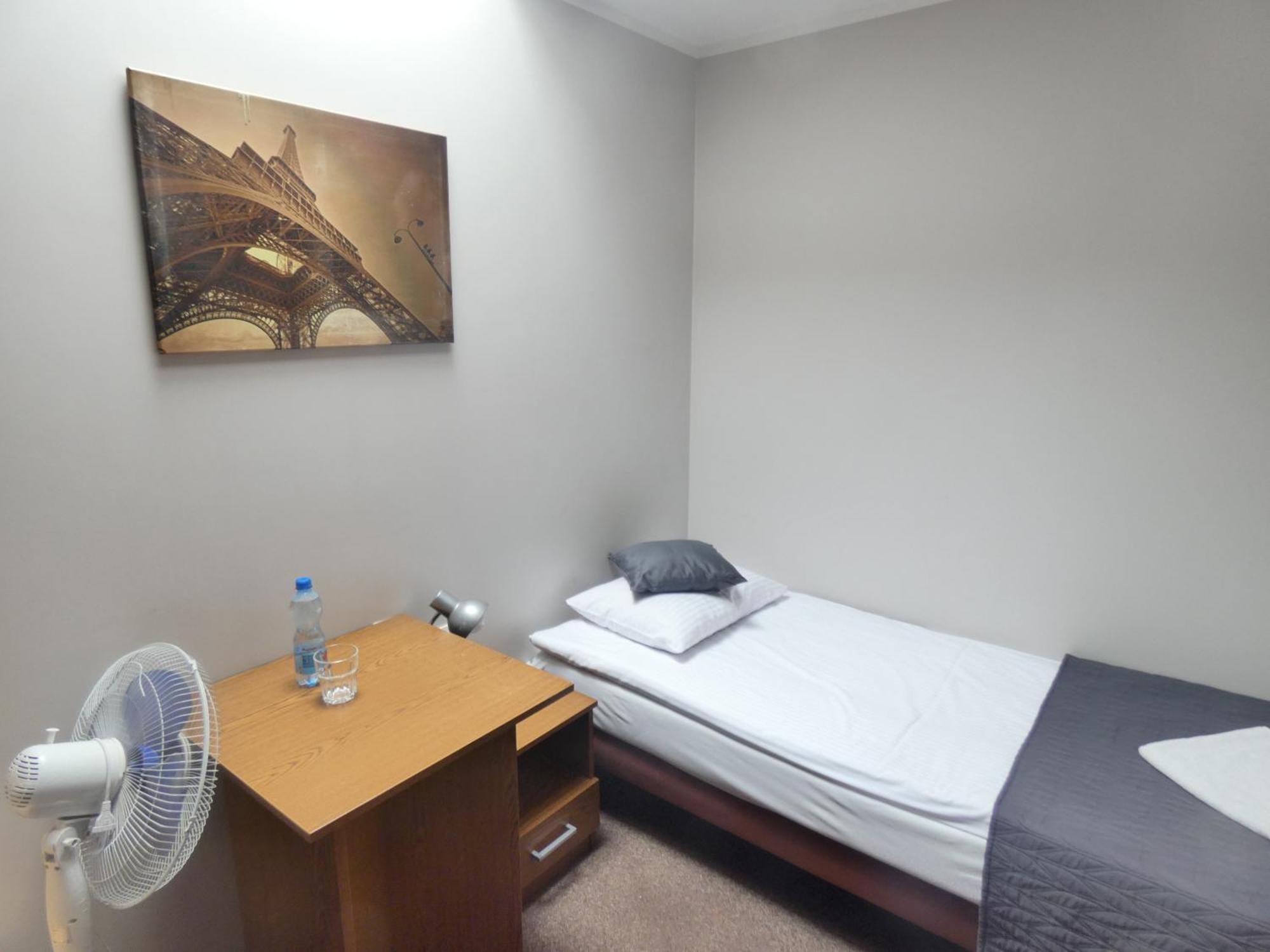 Astral Aparthotel Raszyn Exterior photo