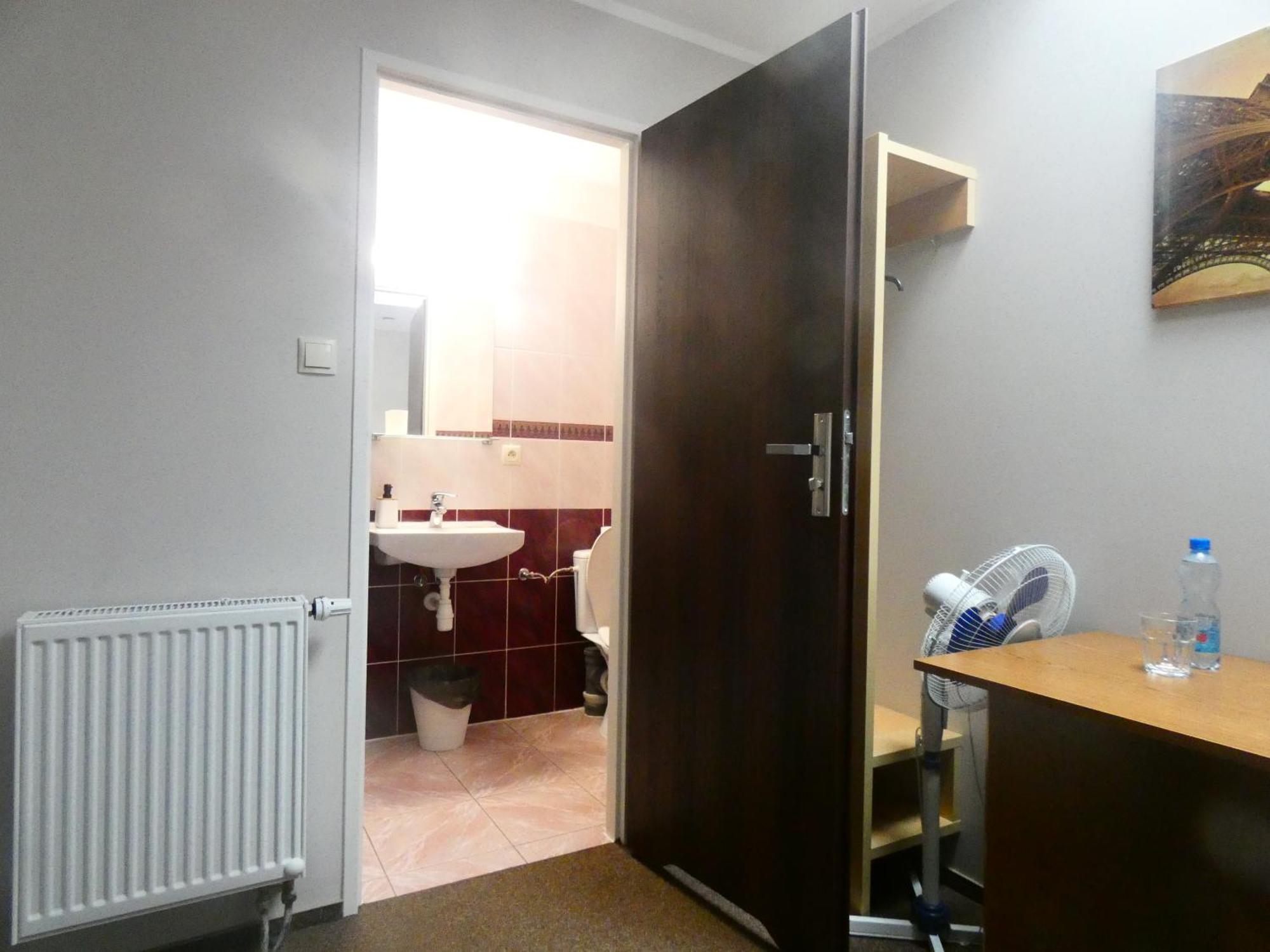 Astral Aparthotel Raszyn Exterior photo